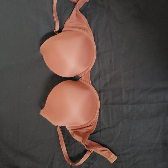 Pink Bra - Picture 3 of 7